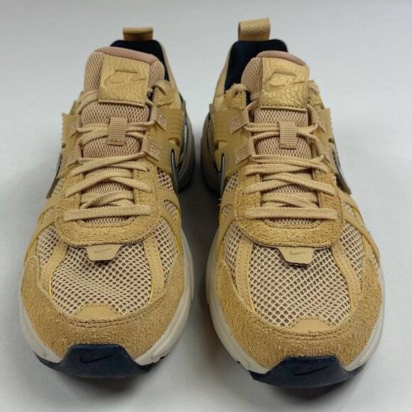 Nike V2K Run Womens 11 Sesame Brown Shoes Sneakers Running Athletic FN6703-200 - Picture 4 of 9